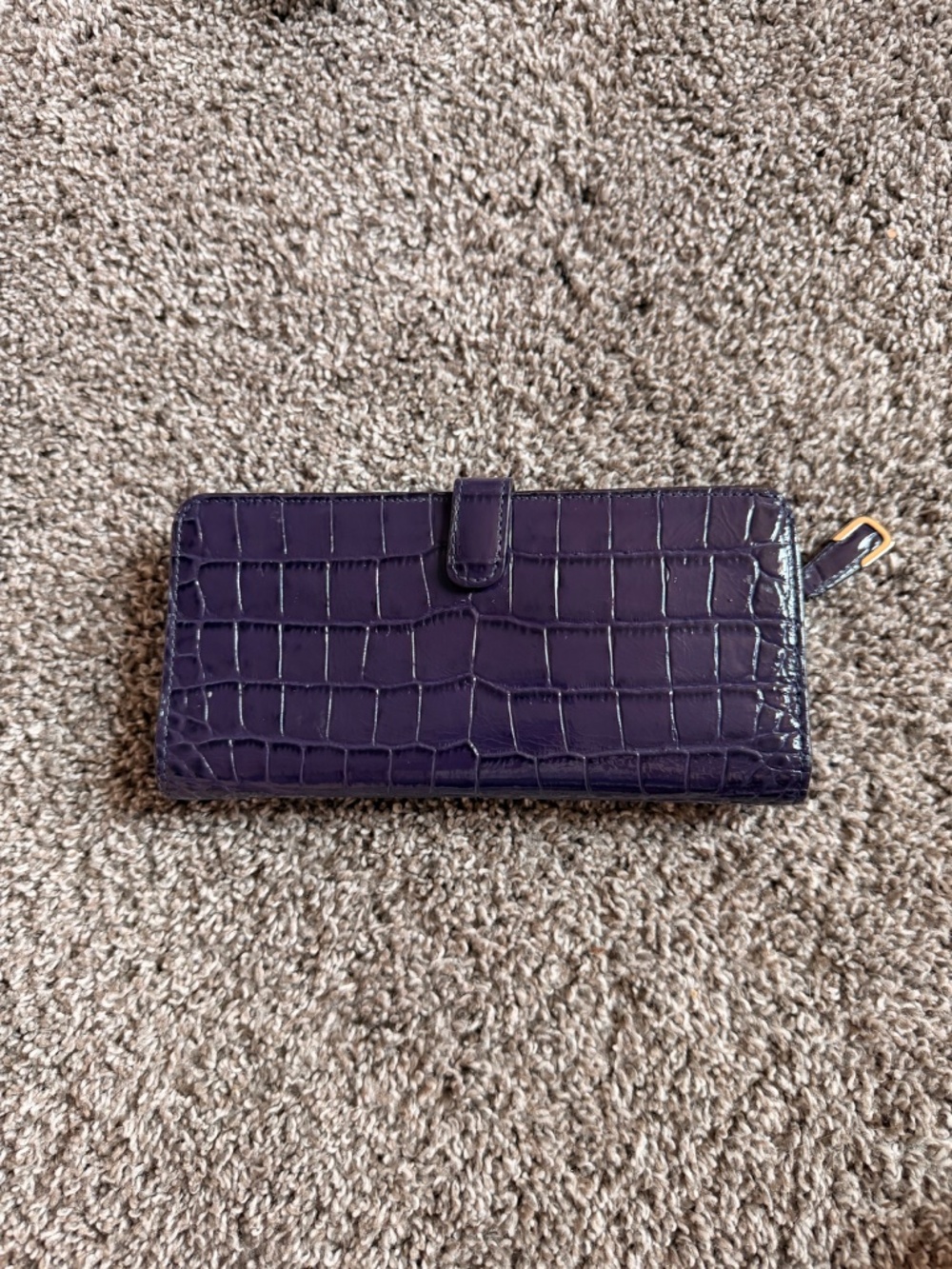 Authentic Coach Croc-Embossed Patent Leather Slim Bi-Fold Wallet - Picture 3 of 5